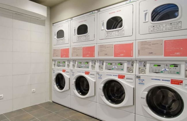 Livensa Living Studios Valencia Marina Real - Photo 14