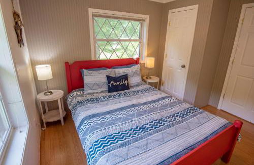 2Bd Riverfront with Expansive Outdoor Space, River Access, Fire Pit - Foto 14