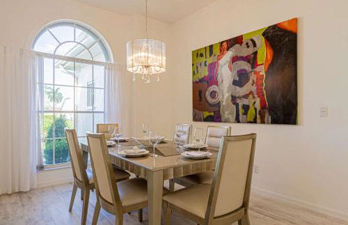 Crown Pointe- Lochwood Ct. - Photo 7