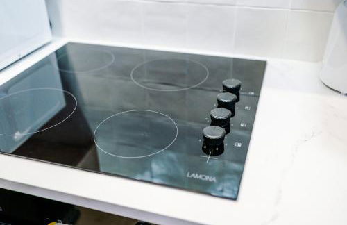 Foden's House by YourStays - 2 Bedroom Cottage in Sandbach with gorgeous dining room extension, High end finish - Foto 30