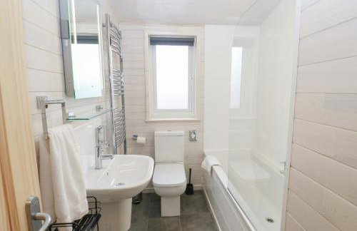 Dovestone Secluded Luxury Lodges sleeps 6 - pets welcome - Foto 18