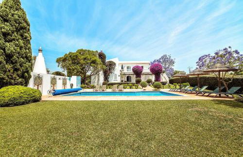 Lovely Very Private Villa with Beautiful Gardens - Foto 49