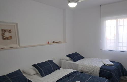 EL PEÑÓN IDÍLICO PISO A PIE DE Playa - Foto 9