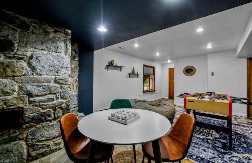 Stone Cabin on Valley View - Firepit & Hot Tub - Foto 40