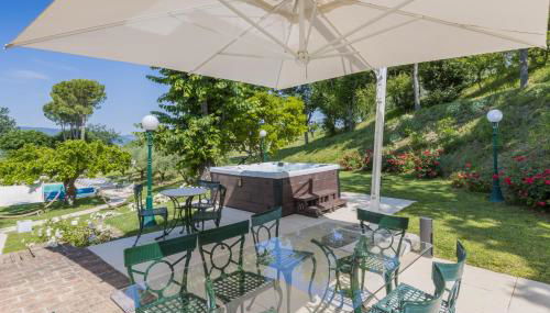 Villa Anna heated pool two outdoor jacuzzi and sauna - Foto 5, Garden view