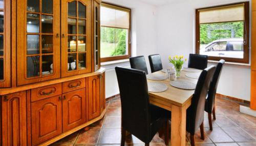 Comfortable, Large Holiday Home With a Garden - Foto 3