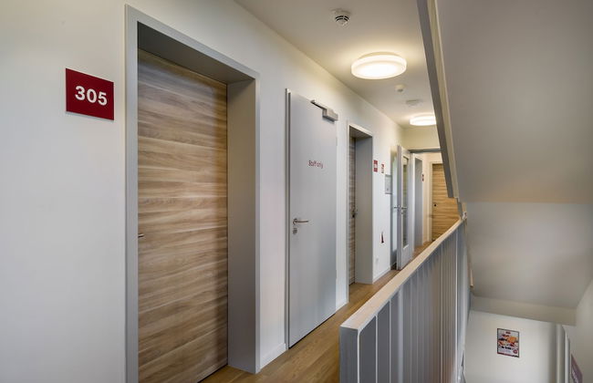 Signature East Hotel Apartment - Photo 54