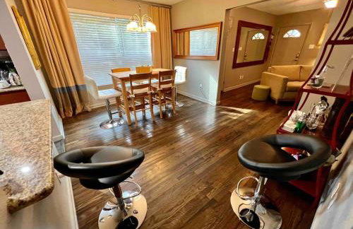 3 Bedrooms with Free gated parking,5-10Mins From ALL - Photo 8