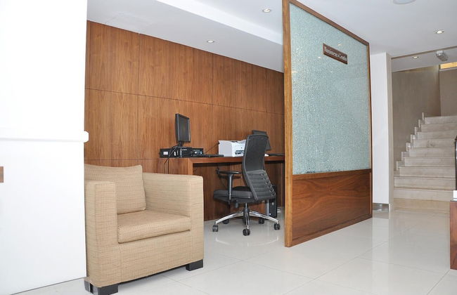 Phoenix Plaza Hotel Apartments - Photo 57