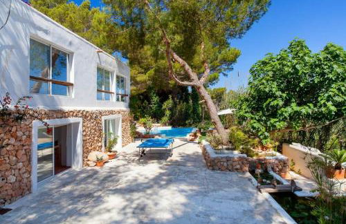Classic Villa for 12- Pool, BBQ, big exterior area - Foto 17