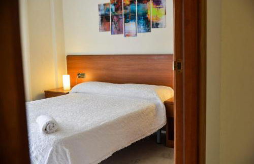 Beachfront Apartment with Pool and Garden S Abanell Blanes - Foto 14