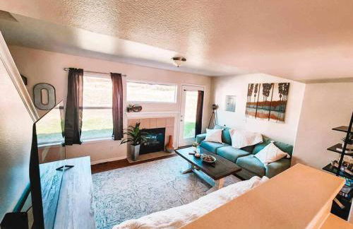 Palmer Lake near AF Academy Pet Friendly King Bed 4 TVs - Foto 13