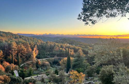 Aix-en-Provence, Bastidon provençal plein cœur de la forêt avec vue unique - Foto 8