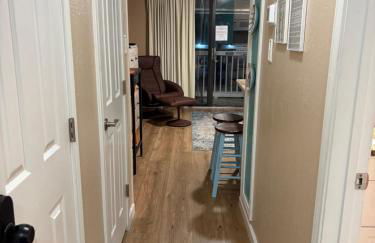 Seawall Breeze One bedroom Condo in Galveston - Photo 11