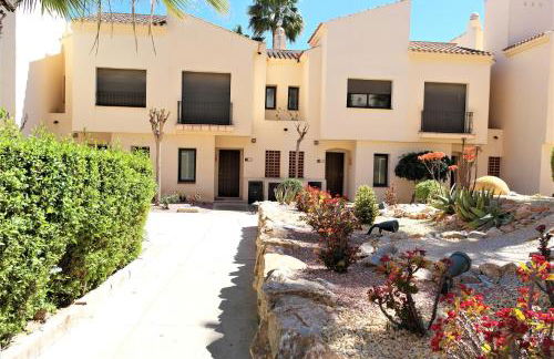 Townhouse overlooking the pool - Foto 12