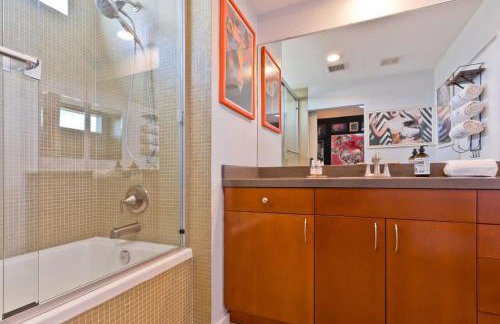 Navigate Stays Family Artful Retreat w Pool & Cabana - Foto 45