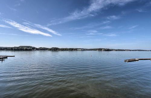 Pool Access and Boat Slip Lake Ozark Condo! - Foto 24