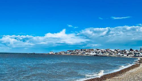 Bay escape beach apartment steps from the sea - Foto 2