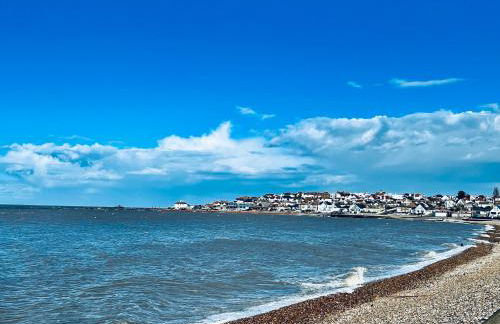 Bay escape beach apartment steps from the sea - Foto 2