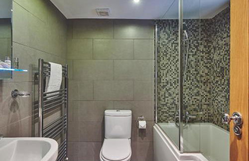 Squirrel Barn - Couples Cotswold Retreat - Photo 44