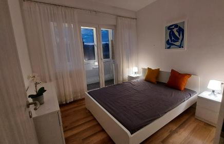 Apartments Square - Photo 38