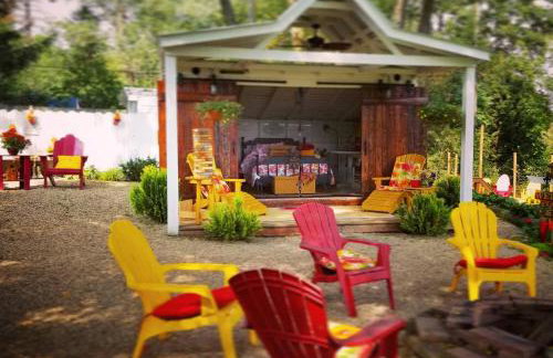 Unique Repurposed Barn near Niles for Glamping in Michigan - Foto 23