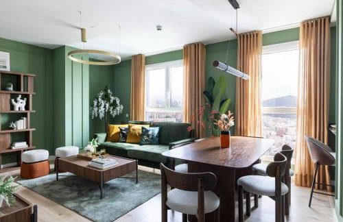 Luxury 3 bed apartment 26 Floor in Malaga - Photo 2