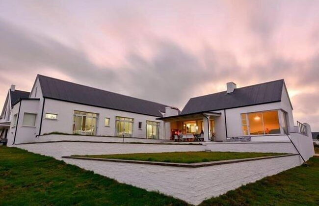 Irish Corner St Francis Bay - Photo 1