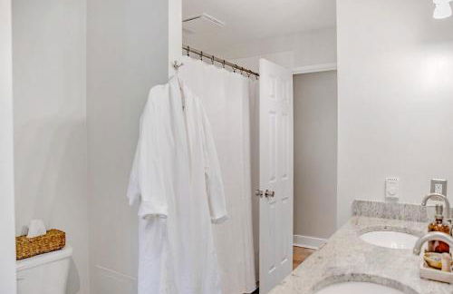 Game Day Haven With Bar & Deck - Foto 24