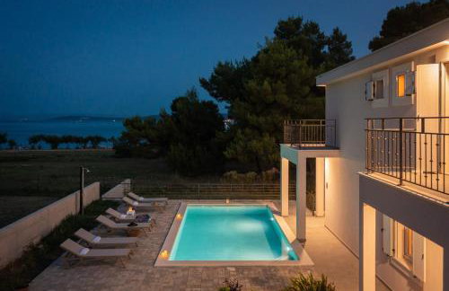 Beachfront villa Pensa private pool, 3-bedroom - Foto 39