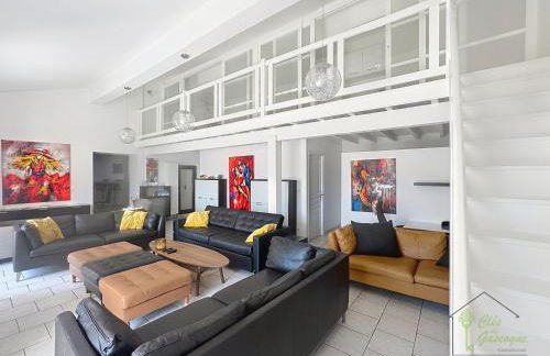 T6 Unique, Chic and Artistic with large terrace - Photo 1