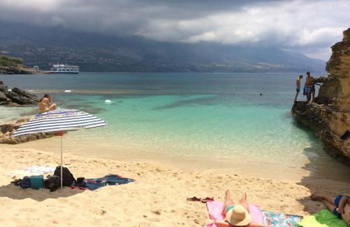 Spacious 1 bedroom apartment 2 km to Pessada beach - Photo 33