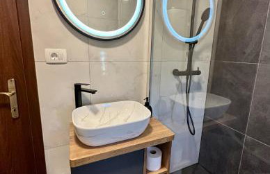 Jukini Dvori Villa with a view of the Green lake - Foto 26