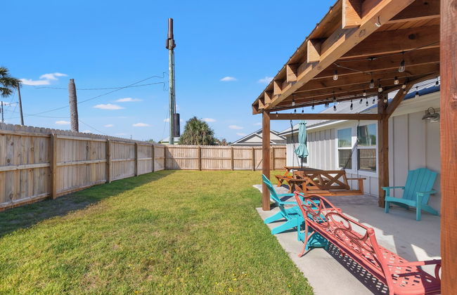 Coral Cabana - 3BD 2BA Home Close to Beach w/ Optional Golf Cart! - Foto 28