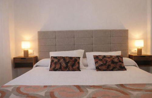 Chalet con piscina en Naveros - Foto 32