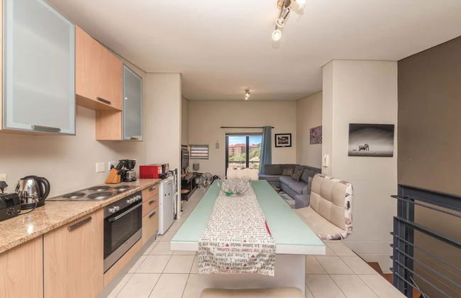 Delightful 2 Bedroom Townhouse in Woodstock - Photo 9