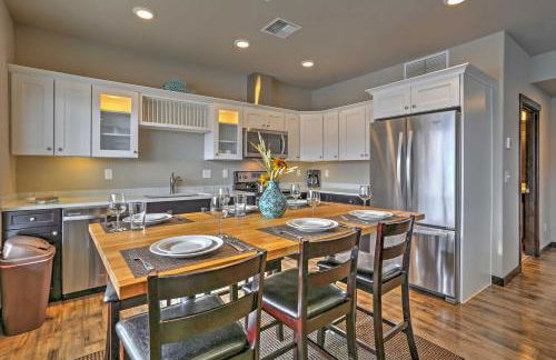 Manson Condo with Pool Access - Near Marina and Town - Foto 8