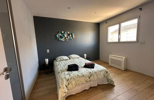 Maison paisible toute équipée, piscine chauffée - Foto 11