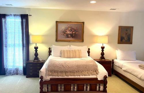 Midway Manor - Private Events, Weddings, Reunions - Foto 57