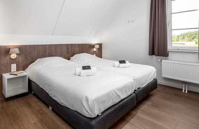 Villa in Nieuwvliet-bad Near the Beach - Photo 4