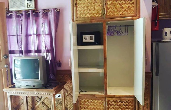 Villa Anastacia White Beach Puerto Galera - Photo 22