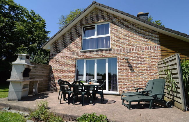 Picture-perfect Holiday Home in Sourbrodt With Garden, BBQ - Foto 46