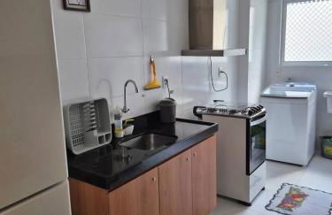 Apartamento Confortável e Espaçoso em Condomínio Familiar, 2 Quartos com 1 suíte e Lazer de Clube - Foto 9