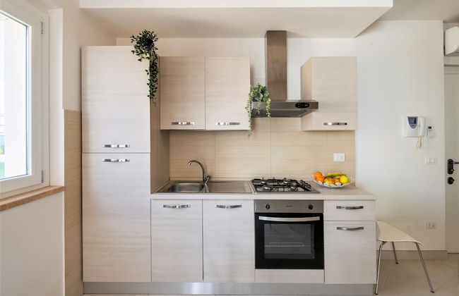 Elegante Trilocale Marconi Prima Fila Mare - Foto 12