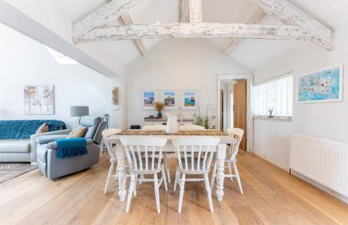 The Cow Stalls - Stunning Farmhouse with Wonderful Views and Garden - Close to Corfe Castle - Foto 8