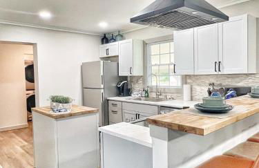 Decatur's Family Sport Haven & Backyard Bliss - Photo 17