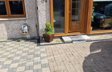 Self-catering extended family home - Photo 37