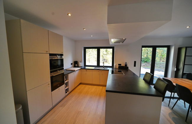 Chalet Near Durbuy With Forest & Hot Tub - Foto 6