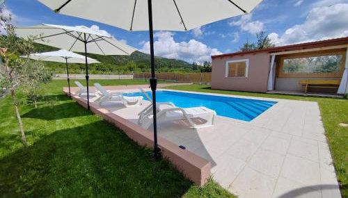 Villa Hirundinidae - Foto 2, Garden, sunbed, Garden view