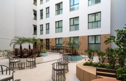 Líbere Seville Plaza Nueva - Photo 22